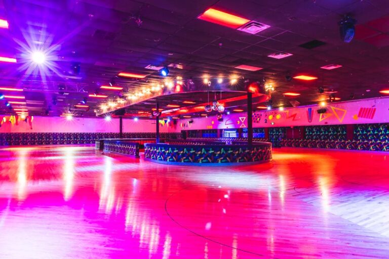 Miami Roller Rink gallery image Zoos & Aquariums
