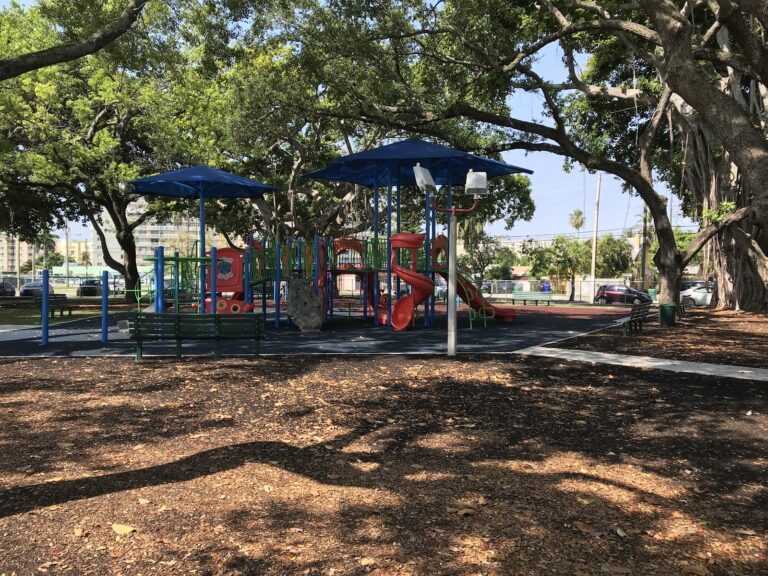 Curtis Park gallery image Outdoor Sports Fields & Courts