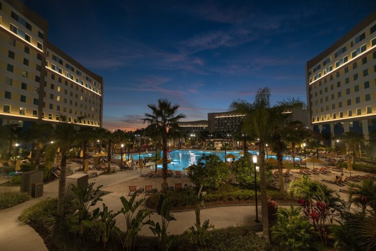 Endless Summer Resort Pool Deck gallery image Beaches & Pools